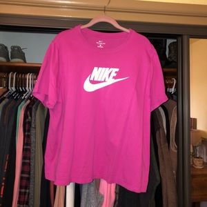 Nike tee